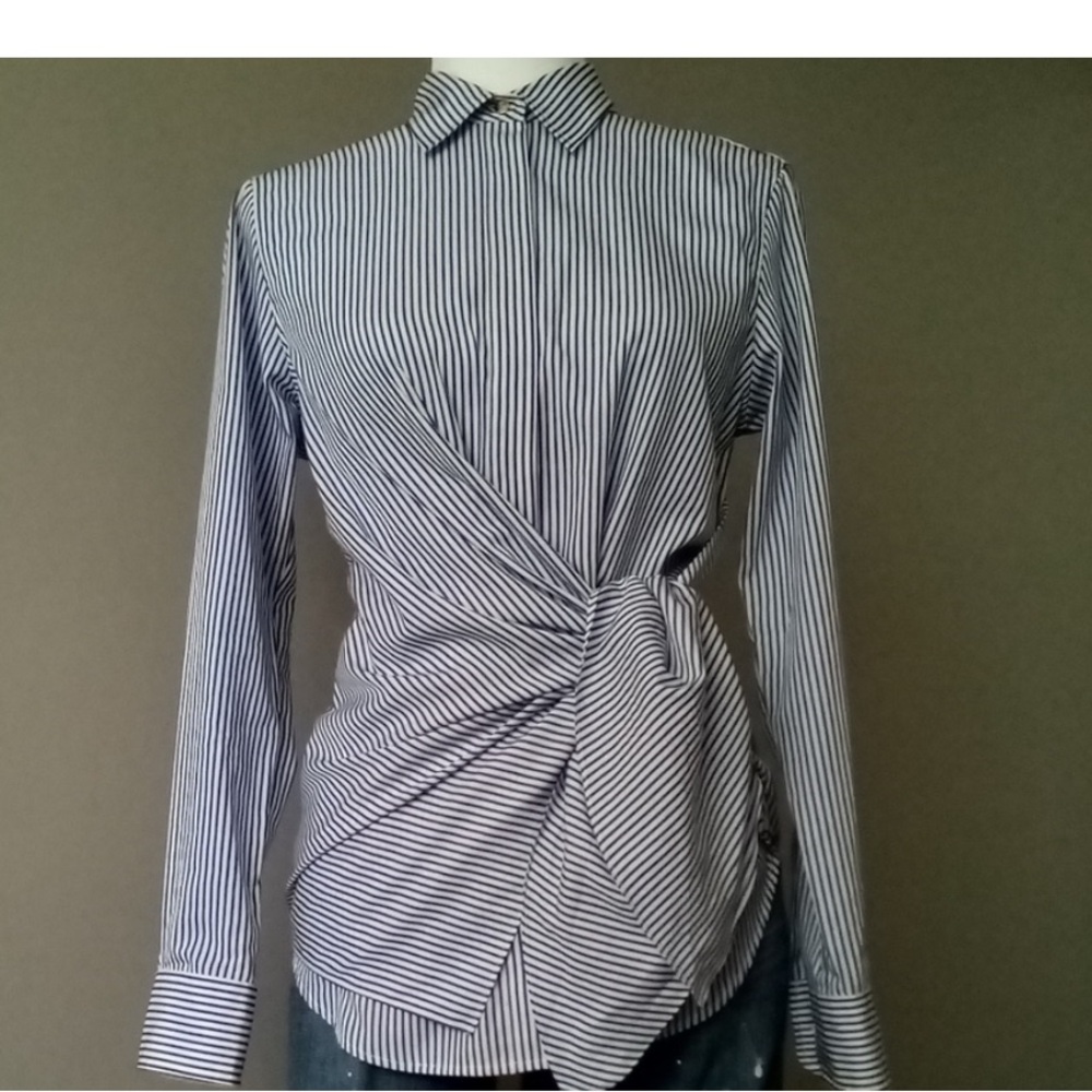 Lauren Ralph Lauren Women's waist, side tie.